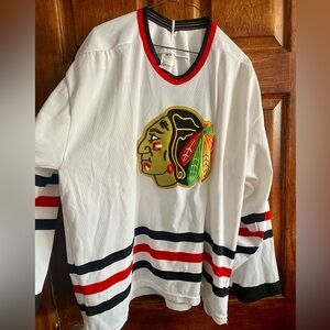Chicago Blackhawks White Hockey Jersey with Black and Red Stripes